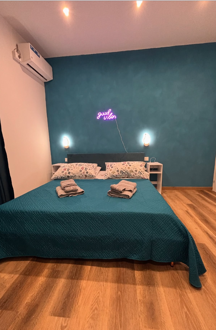 Luxury Suite 2 Rosati — Letto vista frontale